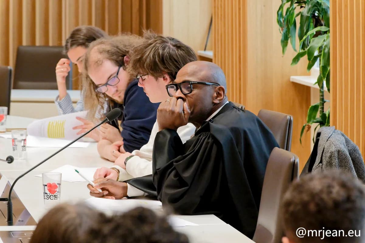 Tech Supreme Court Junior